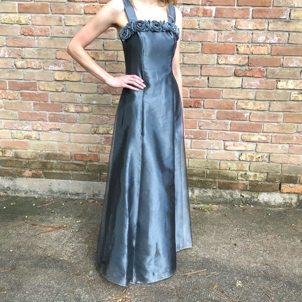 Gray Formal Floor Length Dress - Size 4